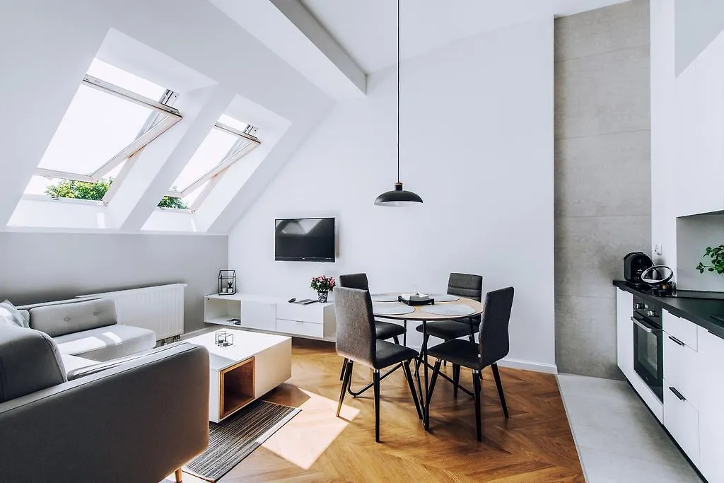 City Lights Topolowa 8 Krakow Apartment
