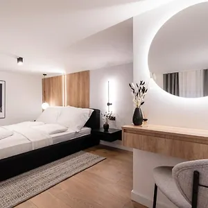  Apartment E56 - Grand Boulevard Heritage - Location By Bqa Hungary